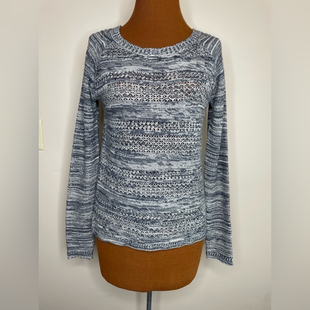 Aeropostale Crew Gray Knit Lightweight Sweater Size Medium